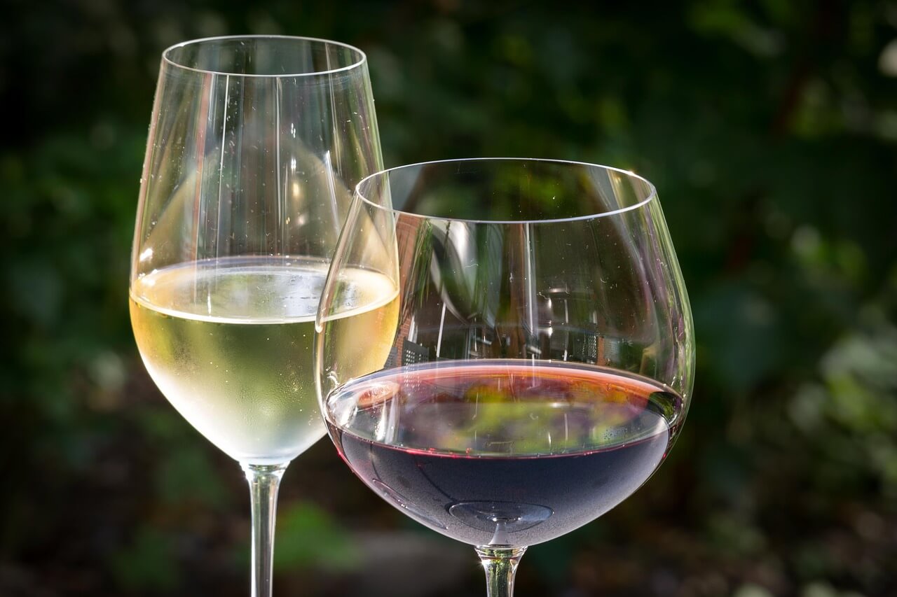 economia-forte-calo-del-consumo-di-vino-in-Svizzera.jpg