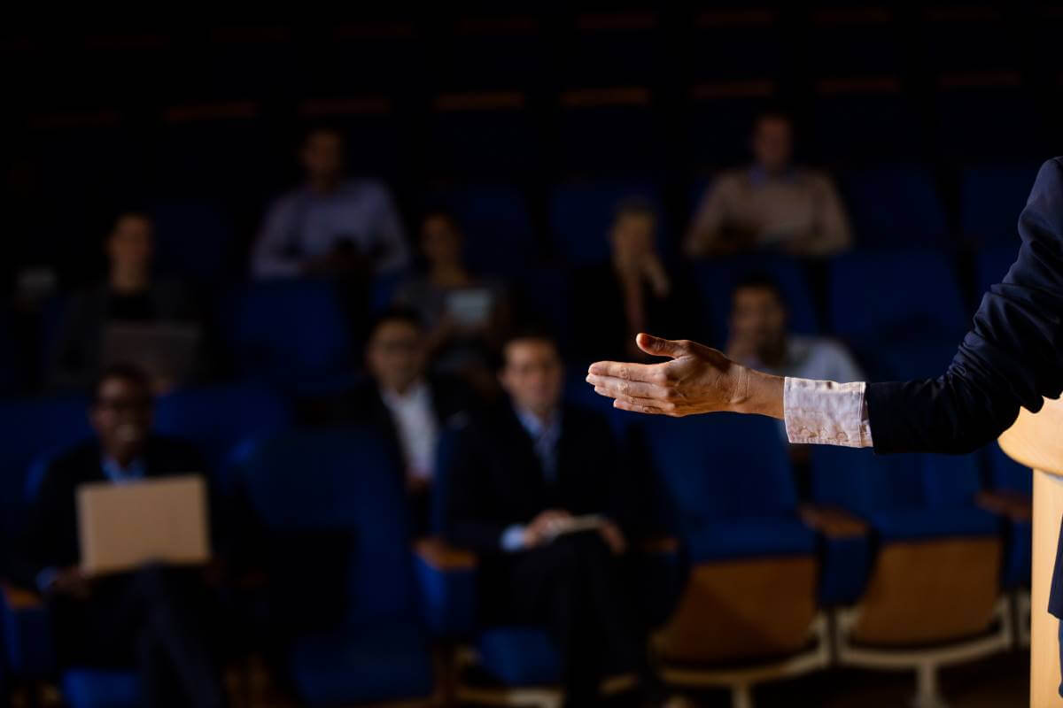 eventi-DACH-2025-comunicazione-dal-vivo-al-centro-della-scena.jpg